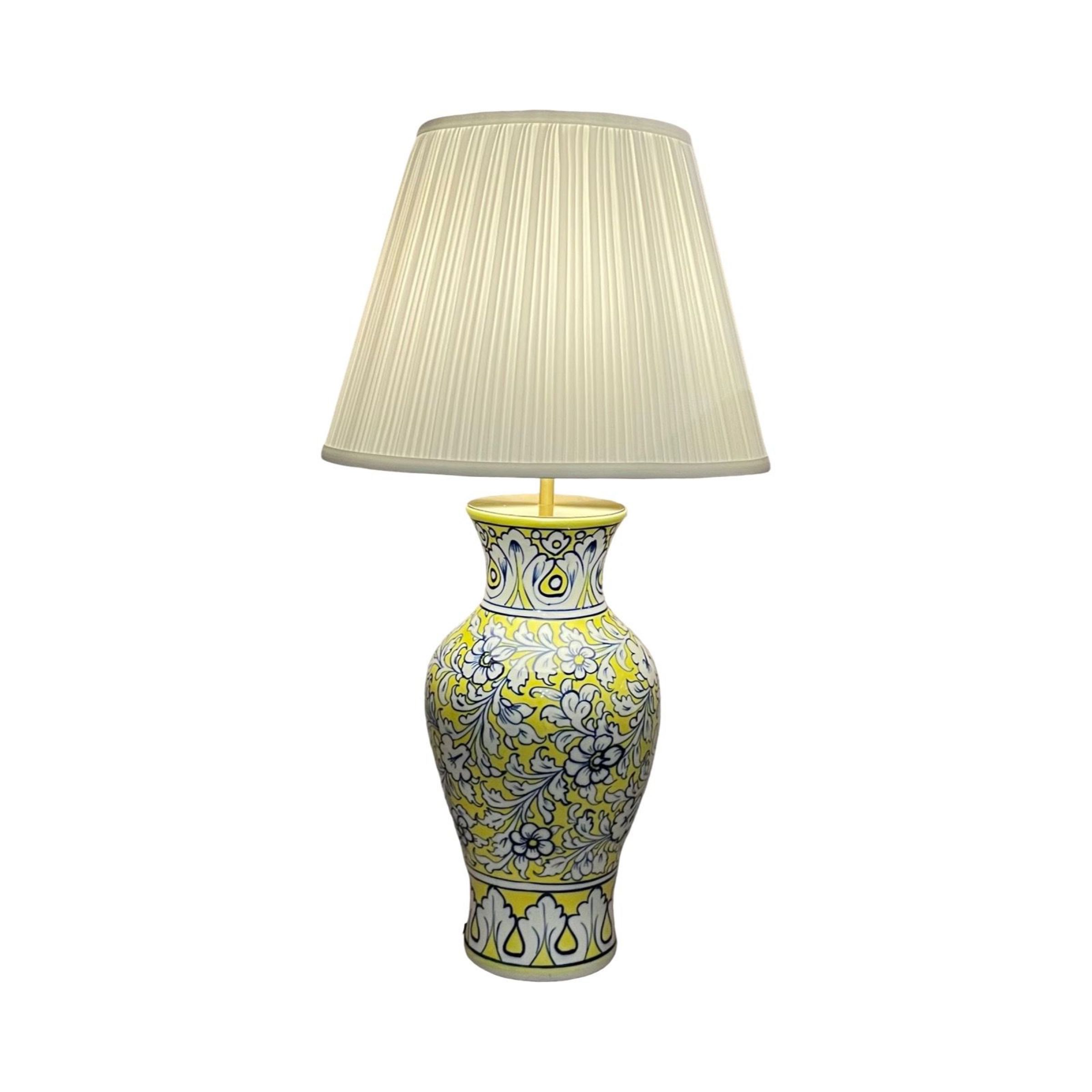 FLORAL ON YELLOW LAMP 012